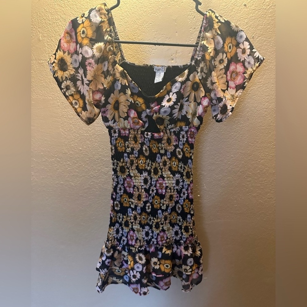 Rue21 Black and Pink Puff Sleeve Mini Dress